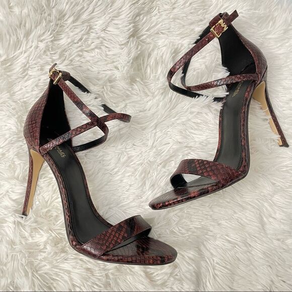 MICHAEL Michael Kors Purple Brandy Ava Snakeskin Leather Sandals Size: US 9.5M - Picture 1 of 10